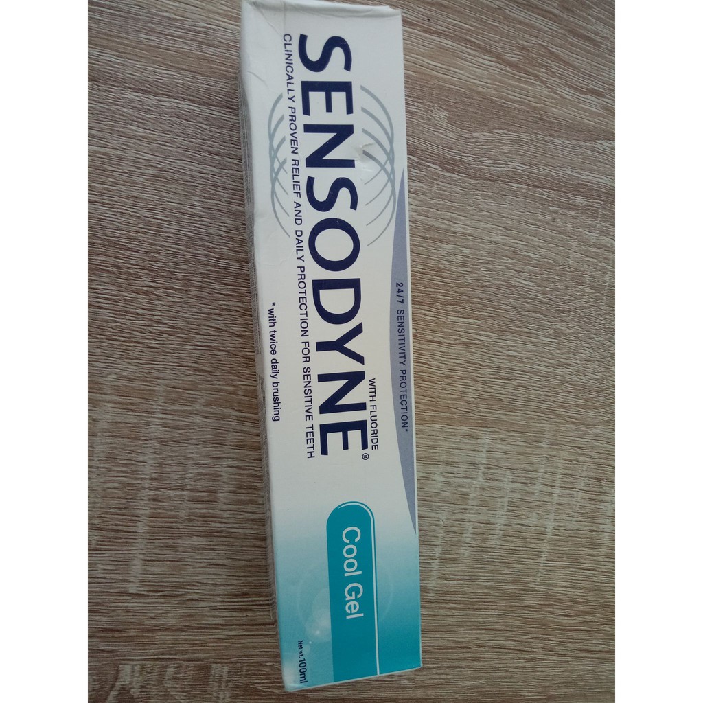 Combo 5 tuýp kem đánh răng Sensodyne chống ê buốt răng