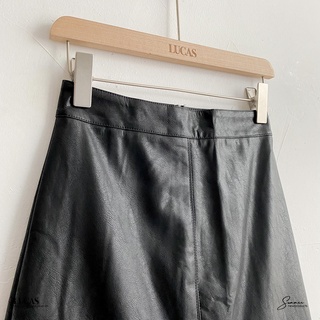 Chân váy da đen dáng a ngắn basic