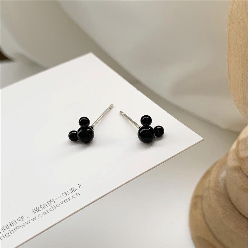 Bông tai sát tai chuột mickey 2 màu sắc chon lựa