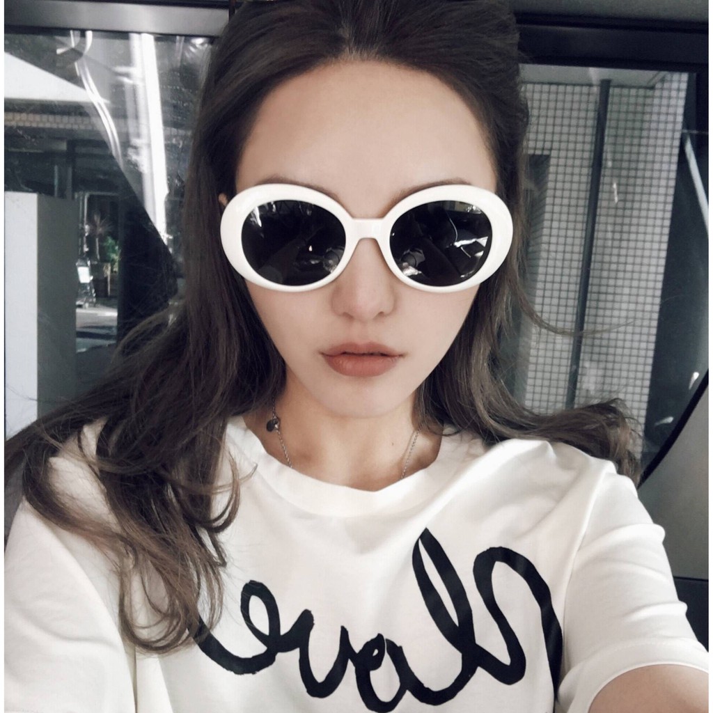 Kính mát gọng oval chống tia UV thời trang