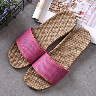 Dép đế cói quai vải.