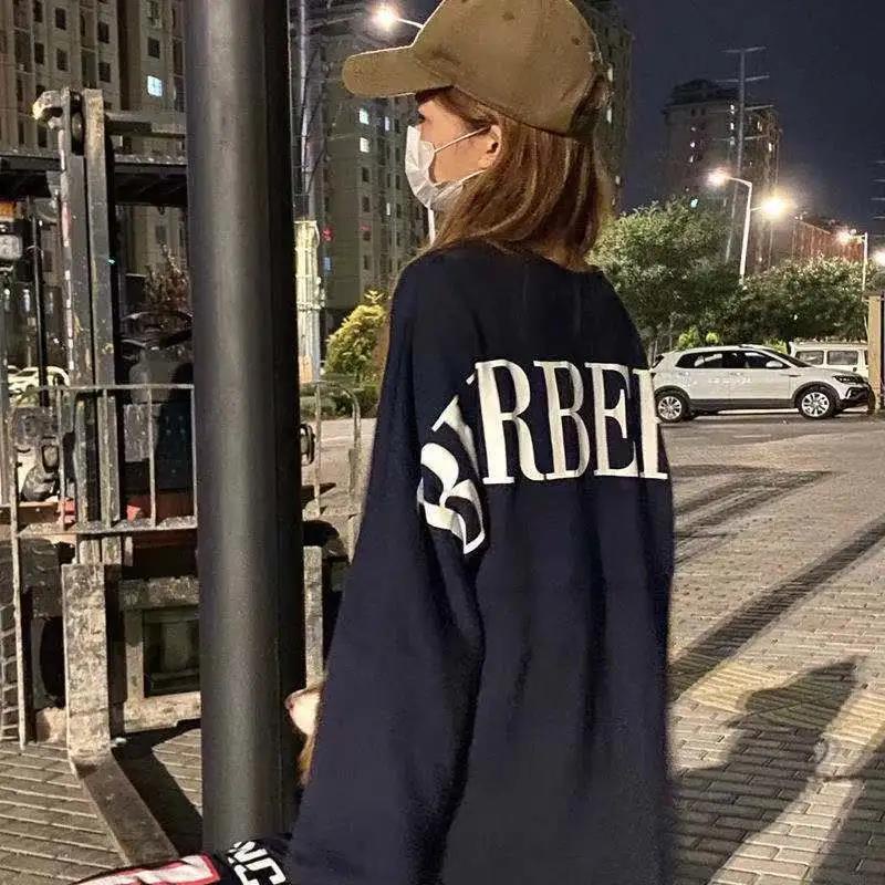 Áo thun COZOK tay dài form rộng in chữ phong cách hip hop