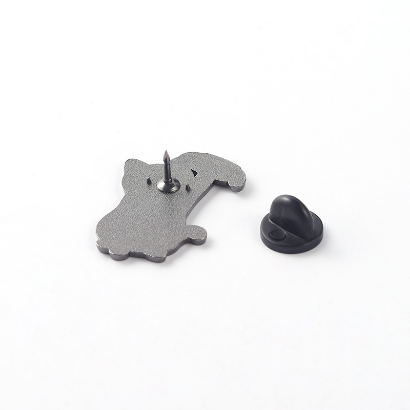 QIHEJEWELRY Cute Masked Cat Brooch Gift for Friends Clothing Accessories
