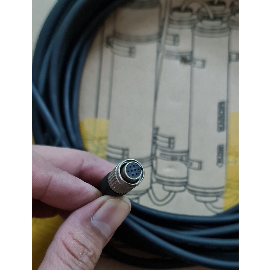 Cáp Keyence 8 chân pin