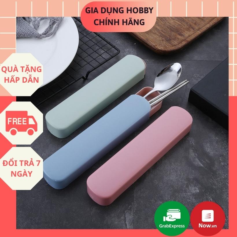 Bộ Thìa Đũa INOX Chống Rỉ, Bộ Đũa Muỗng Có Hộp Mang Đến Văn Phòng, Công Sở Với Hộp Đựng Dạng Kéo Sang Trọng Tiện Ích