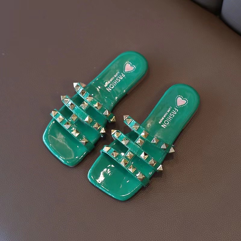 Dép bé gái mã 6786