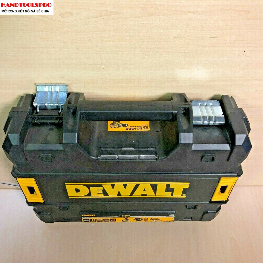 Vali nhựa Dewalt N442425