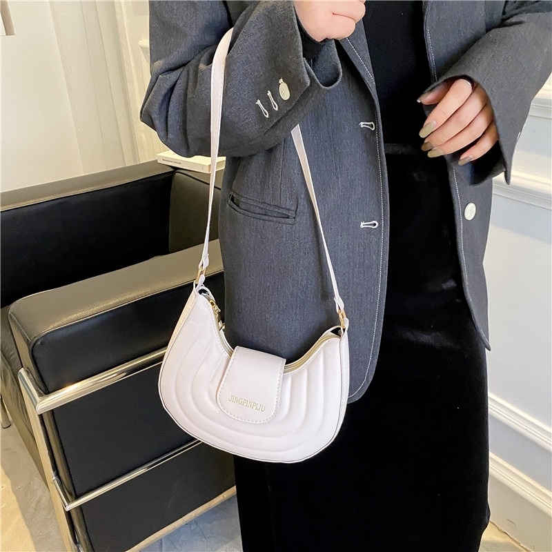 Túi Đeo Chéo Nhỏ Có Dây Xích NB00331