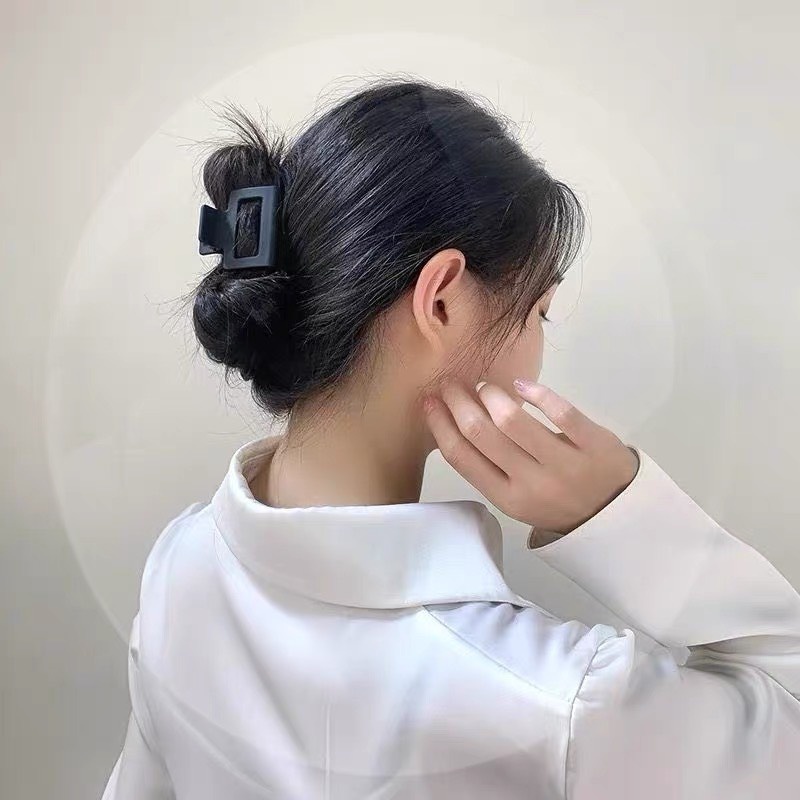 Kẹp tóc nhựa vuông nhám 6cm đủ màu dễ thương