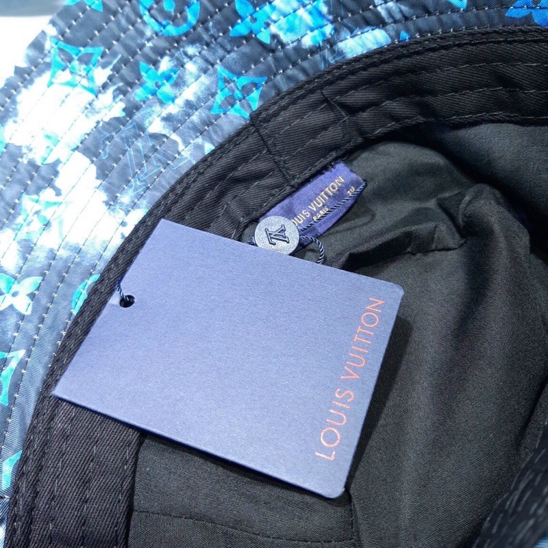 Nón vành Lv nền vải thô loang logo chữ xanh form đẹp tagmac