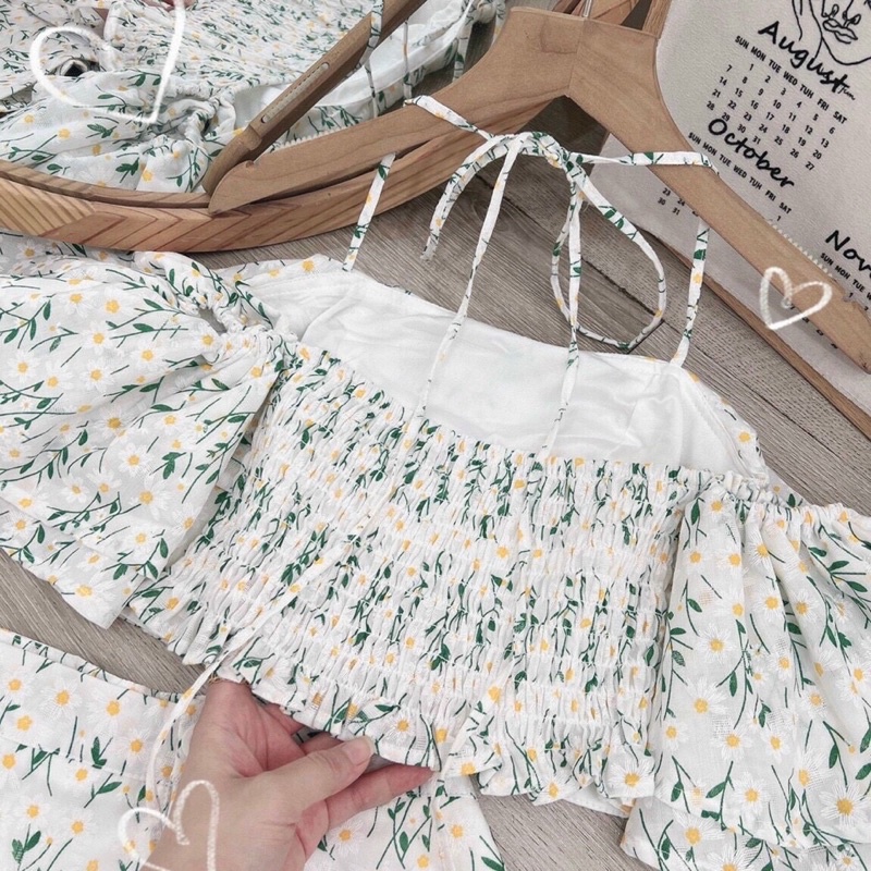 Set Áo Crop Nhún Bèo Thắt Dây Cổ Kèm Short Hoa Chất Xô Vải Cao Cấp