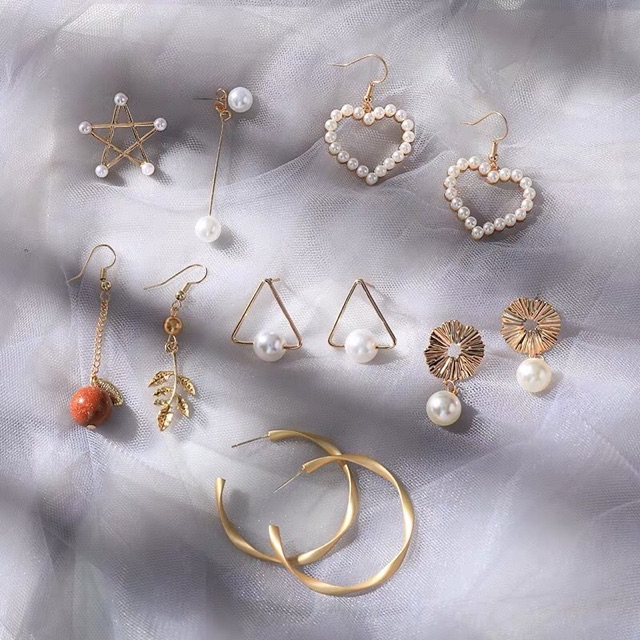 Set bông tai cho các cô gái