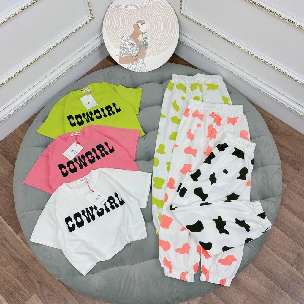 Sét bộ áo croptop in chữ kiểu cowgirl phối quần dài bo ống màu bò sữa cực xinh , chất thun bozip dày dặn ( ảnh thật )