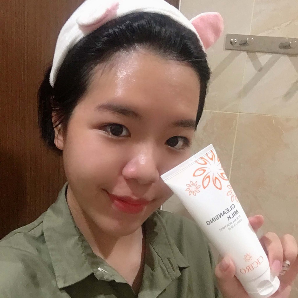 Sữa rửa mặt Hàn Quốc Ciciro - Cleansing milk Ciciro giúp làm sạch da, loại bỏ bụi bẩn và bã nhờn trên da, ngăn ngừa mụn | BigBuy360 - bigbuy360.vn