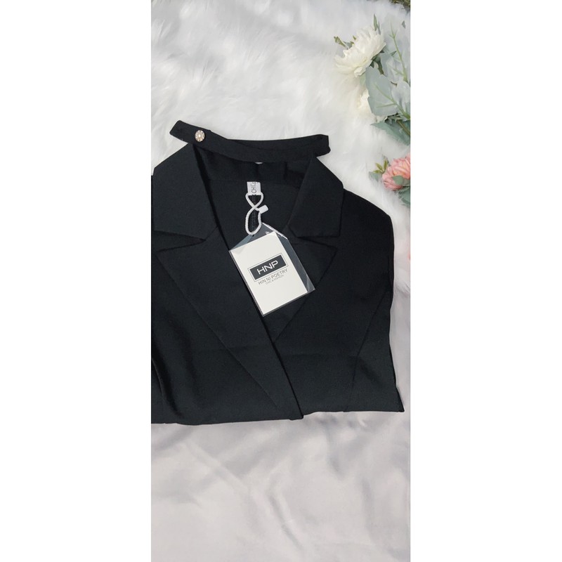 Có sẵn-<>Đầm vest 2 hàng nút màu đen