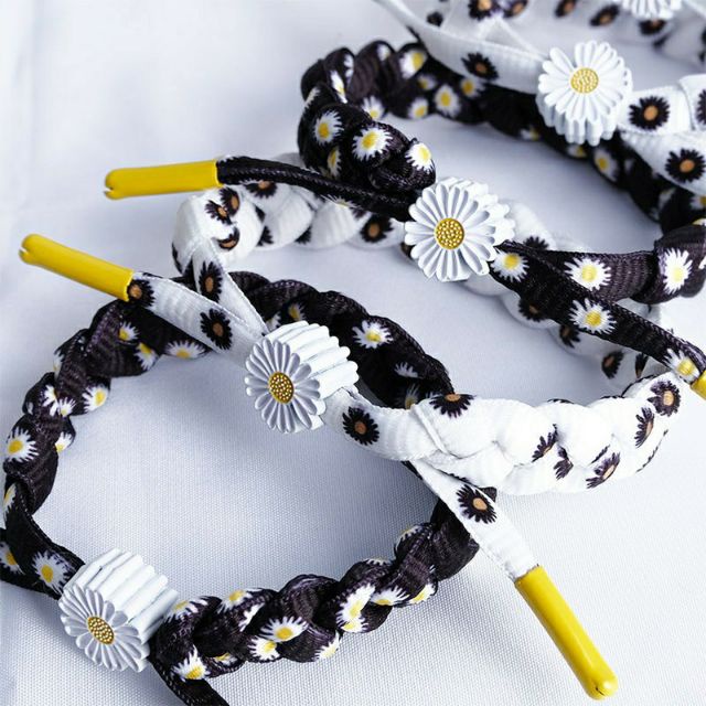 Vòng đeo tay thời trang nam nữ hoa cúc cực đẹp, kiểu dáng thể thao cá tính - MS18