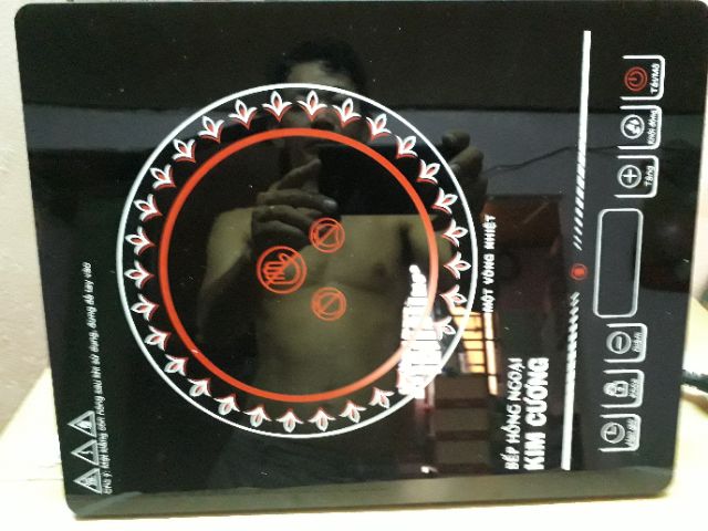 BẾP HỒNG NGOẠI KIM CƯƠNG THÂN NHỰA MODELYT 20D giảm 30%