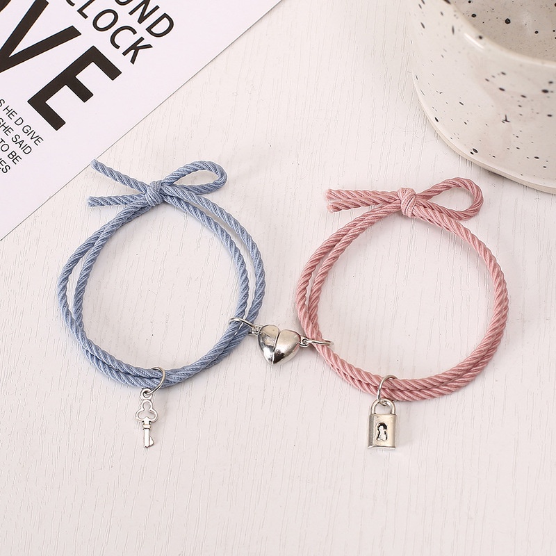 Set 2 Mặt Dây Chuyền Từ Tính Phù Hợp Với Cặp Đôi / Vòng Tay Tình Bạn / Bạn Thân