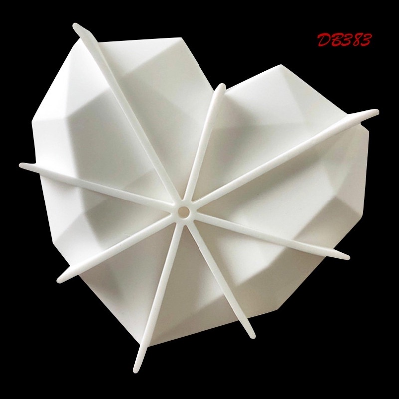 Khuôn silicon trái tim to có đế 18cm