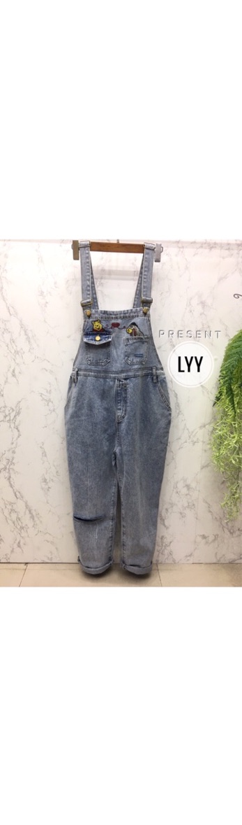 Quần yếm Jeans Pooh - Donkey | BigBuy360 - bigbuy360.vn