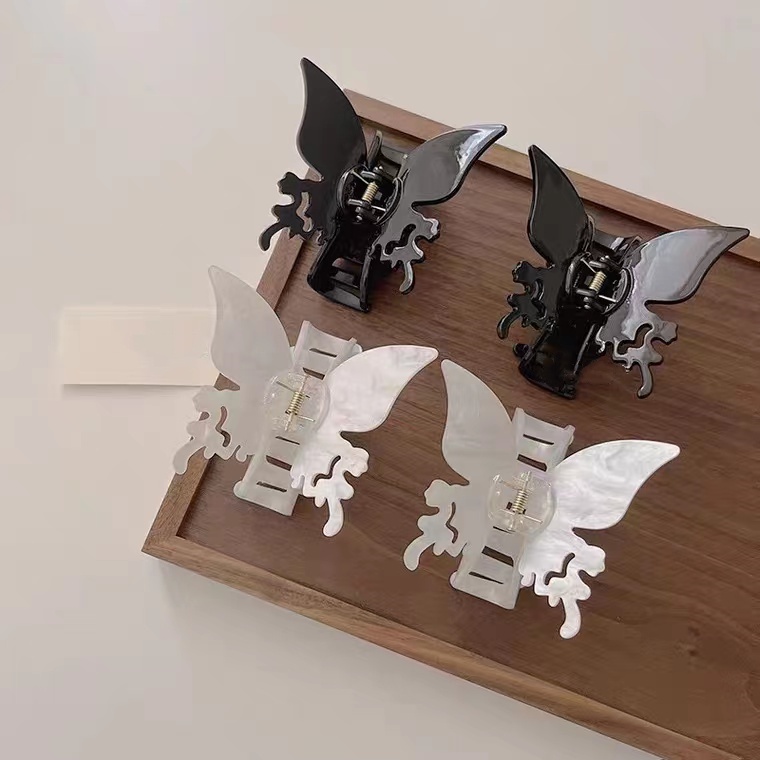 Kẹp Tóc Hình Cá Mập Ba Chiều Bằng Acrylic Phong Cách Retro Pháp