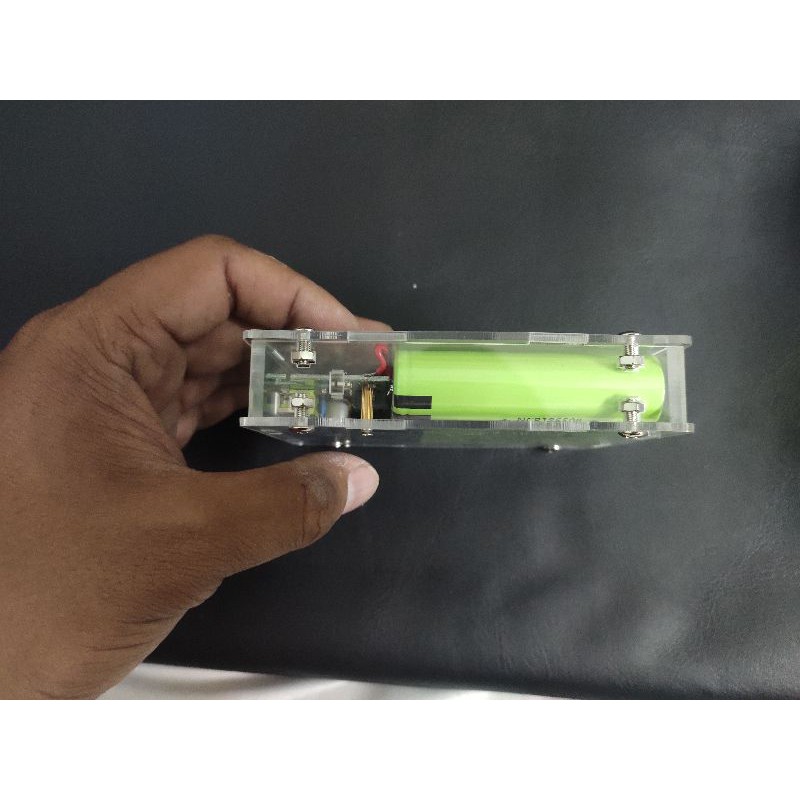 Sạc dự phòng bằng mica 12000mah có sạc nhanh QC 3.0