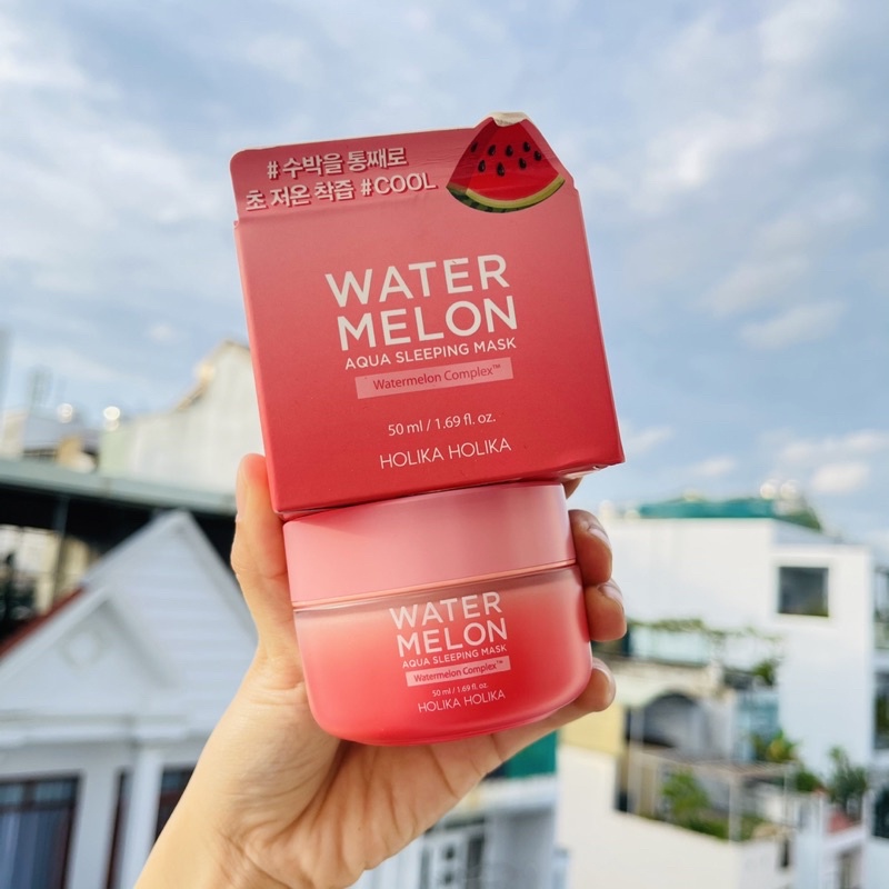Mặt nạ ngủ dưa hấu Holika Holika - dinh dưỡng buổi tối cho da