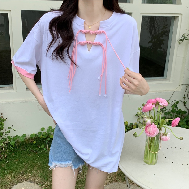 Áo thun Ielgy ngắn tay cổ chữ v màu sắc tương phản phong cách hàn quốc cho nữ