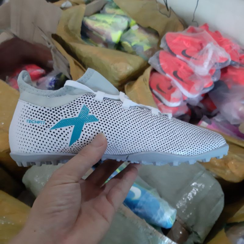 Giày đá bóng TQ Adidas X17.3 TF Xám bạc
