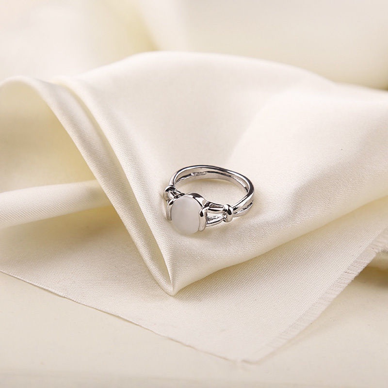 Nhẫn bạc S925 đính đá mặt trăng trắng thời trang