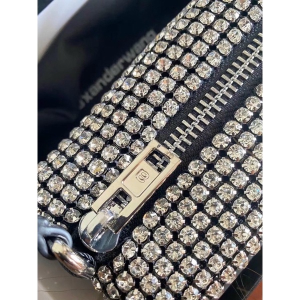 Túi kẹp nách đá