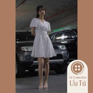 Đầm Gấm Trắng Hở Lưng Dáng Xòe - [Ưu Tú]