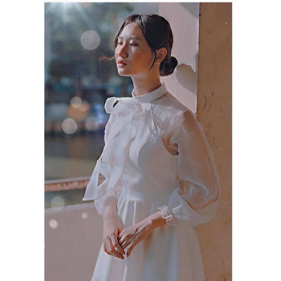 Đầm dự tiệc trắng xòe bồng nơ cổ siêu đẳng cấp Clara Dress | BigBuy360 - bigbuy360.vn
