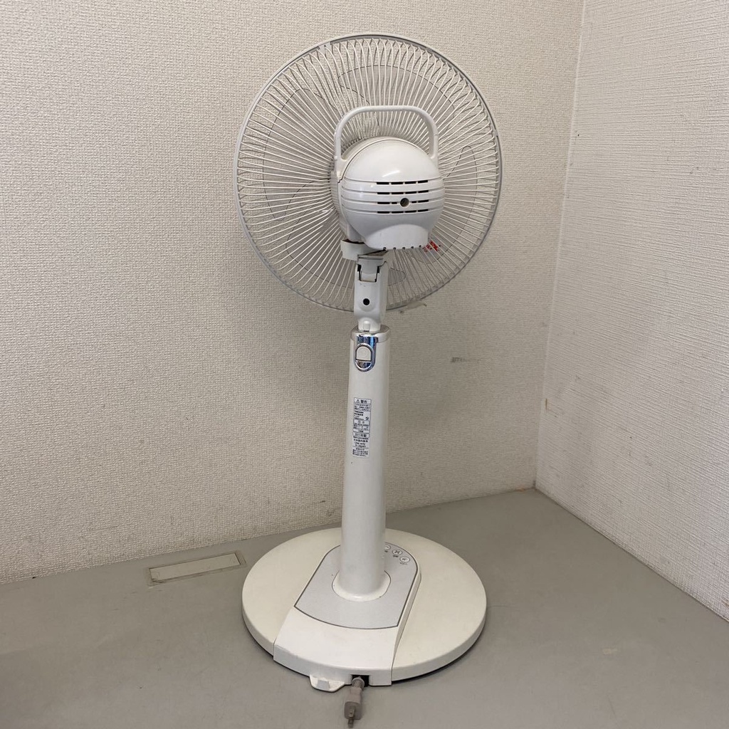 Quạt nội địa Nhật TOSHIBA F LN7 cánh 30cm cao 1 mét giá 1,8tr