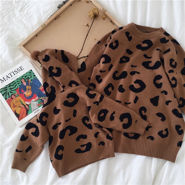 Set áo len gia đình da báo