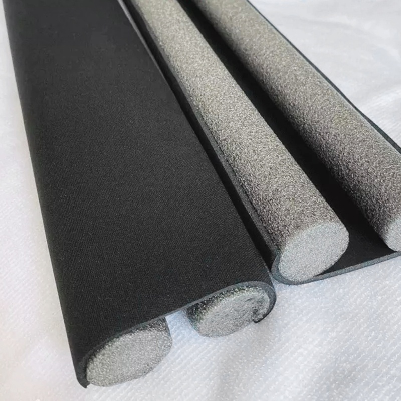 Miếng chặn đáy cửa chống bụi 93cm