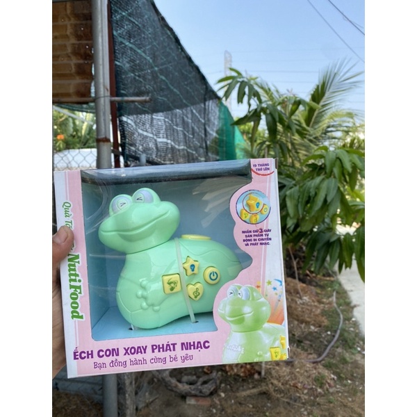 Thú xoay phát nhạt nutifood