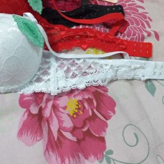 ÁO NGỰC REN MÚT DẦY