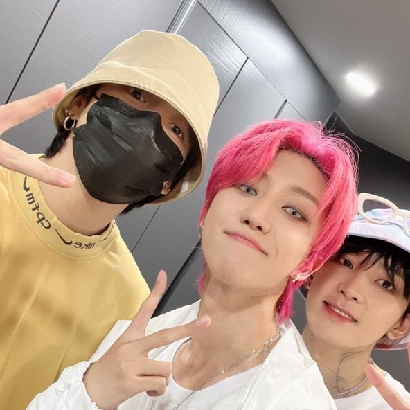 Nhãn Dán Chống Rơi overfit Màu Trắng Và Đen Phong Cách Hàn Quốc Cho Nữ