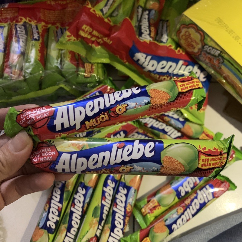 Thanh kẹo Alpenliebe hương xoài nhân muối ớt