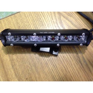 Đèn Trợ Sáng 6 Led Dài Kiểu Dáng Hammer trắng và vàng