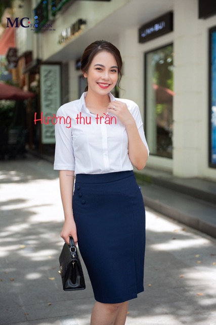 Chân váy bút chì xẻ trước thời trang công sở đẹp | BigBuy360 - bigbuy360.vn