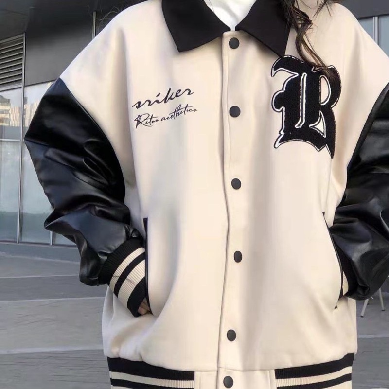 Áo Khoác Bóng Chày Màu Be Chữ Thêu Phối Tay Da Đen Phong Cách Retro Mùa Thu Đông Cho Nam Nữ