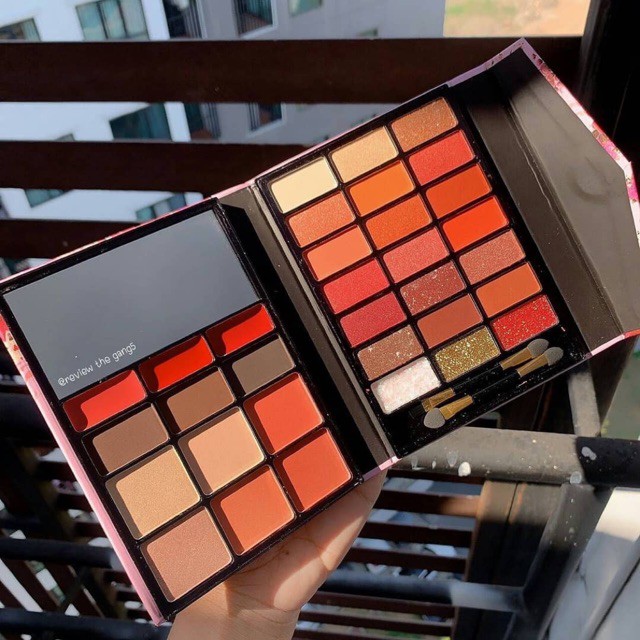 [CÓ VIDEO EM VỪA QUAY Ạ] Bộ trang điểm 17 món peach kissbeauty chuyên nghiệp | BigBuy360 - bigbuy360.vn