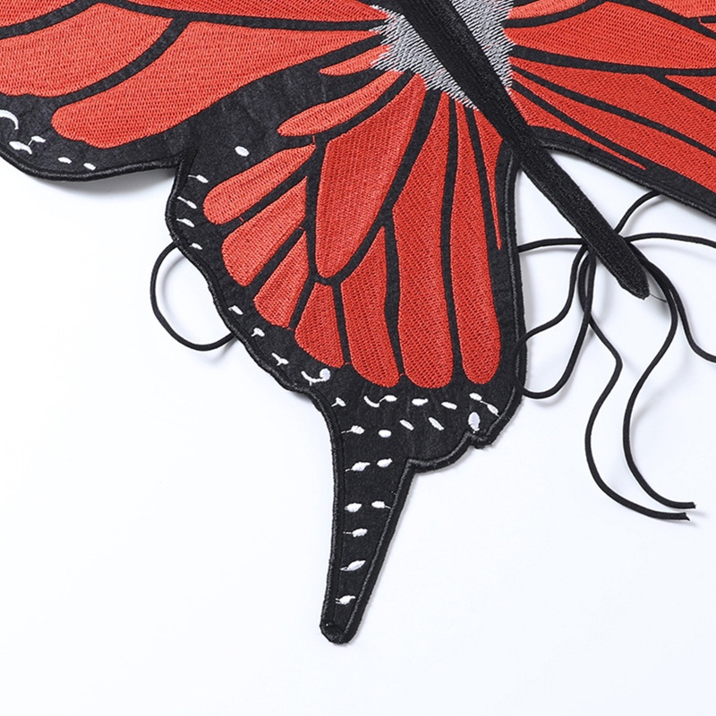 Áo croptop hai dây cổ yếm thêu hình bướm hở lưng gợi cảm cho nữ