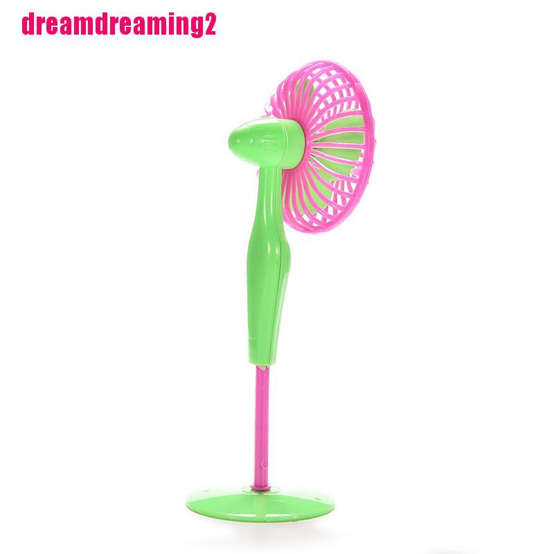 Quạt mini Màu Sắc Ngẫu Nhiên Dành Cho Búp Bê Barbie