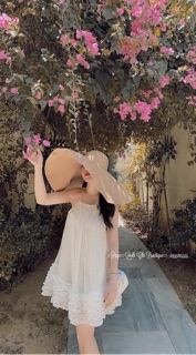 Mũ cói vành siêu rộng