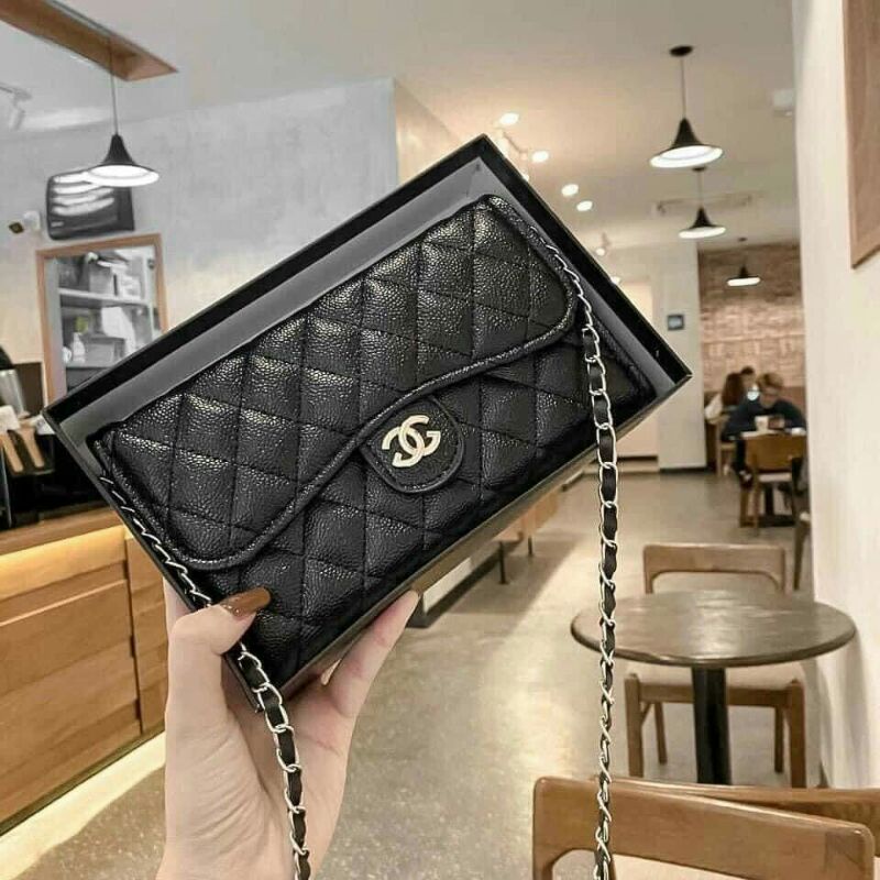 ví da chanel trần trám siu xinh