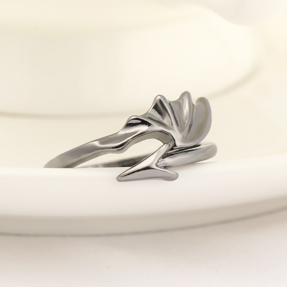 Nhẫn kim loại thiết kế hình rồng thời trang sành điệu cho nam và nữ