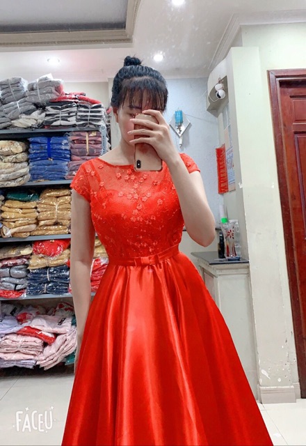ĐẦM DỰ TIỆC XOÈ PHỒNG  LƯỚI THÊU HOA ( ảnh thật 1000%)
